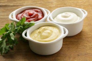 מיונז, חרדל, קטשופ ורטבים קרים לסלט ורטבים חמים לפסטה